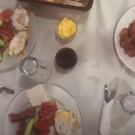 St Pauli Bed & Breakfast Shkoder